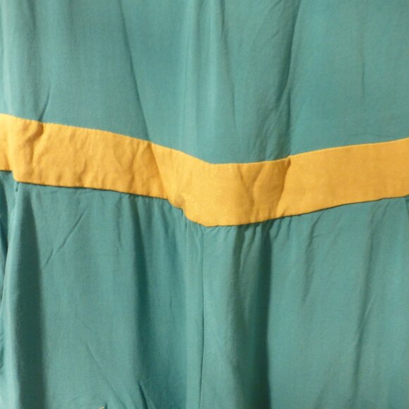 HER UNIVERSE x DISNEY ALADDIN Princess Jasmine cosplay peacock romper - Picture 5 of 15